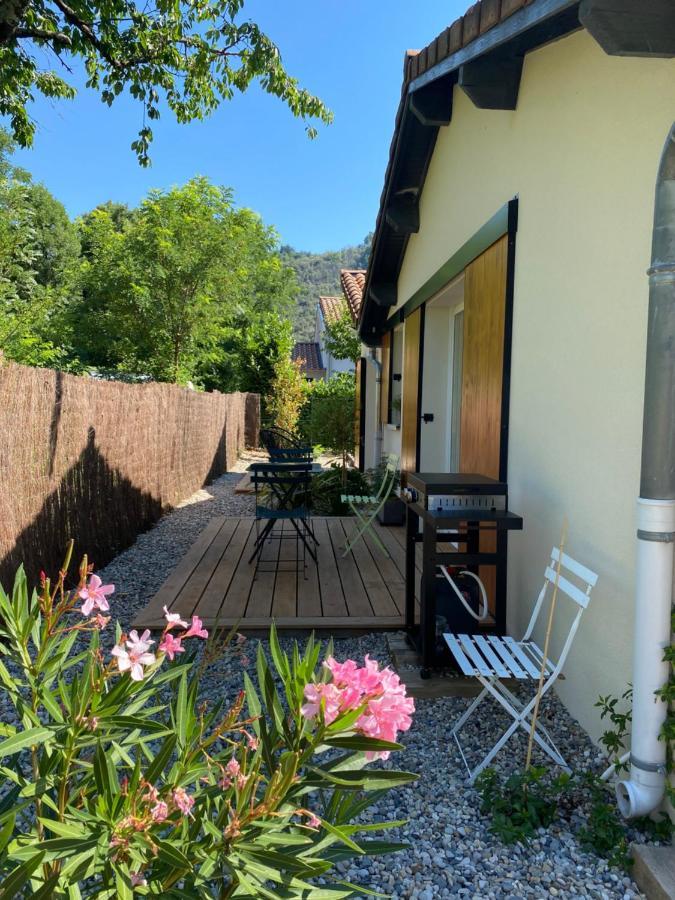 La Petite Caserne - Gite 4 Etoiles - Pont-de-Labeaume Eksteriør billede